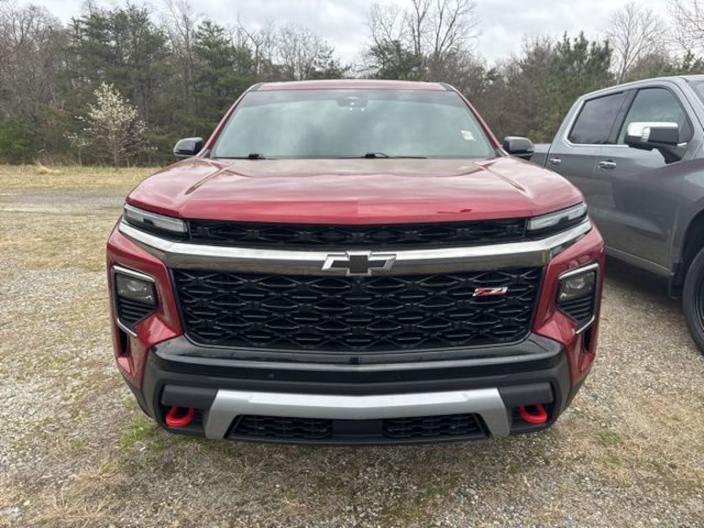 Used 2025 Chevrolet Traverse Z71 SUV