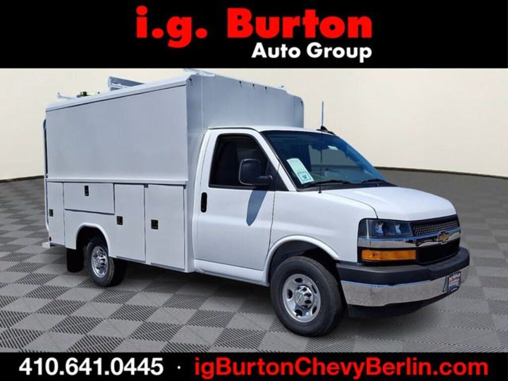 New 2026 Chevrolet Express 3500 Work Van Truck