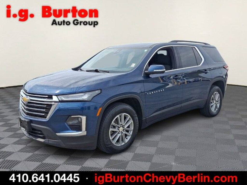 Used 2023 Chevrolet Traverse LT SUV