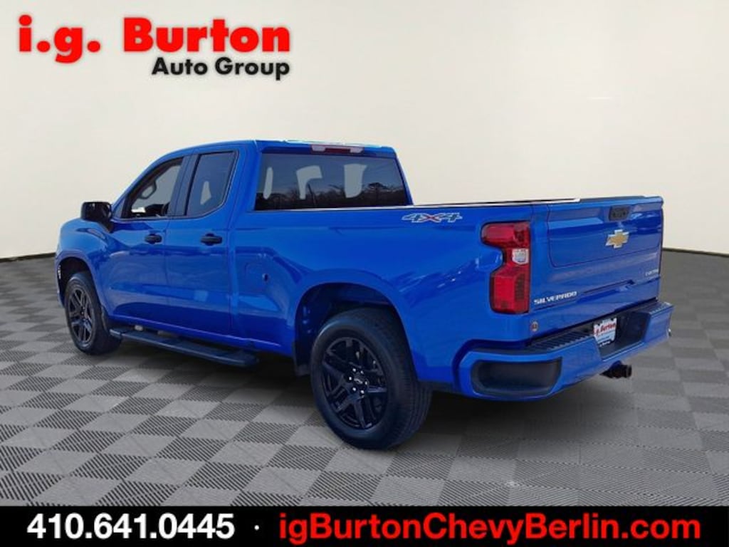 Used 2025 Chevrolet Silverado 1500 Custom Truck