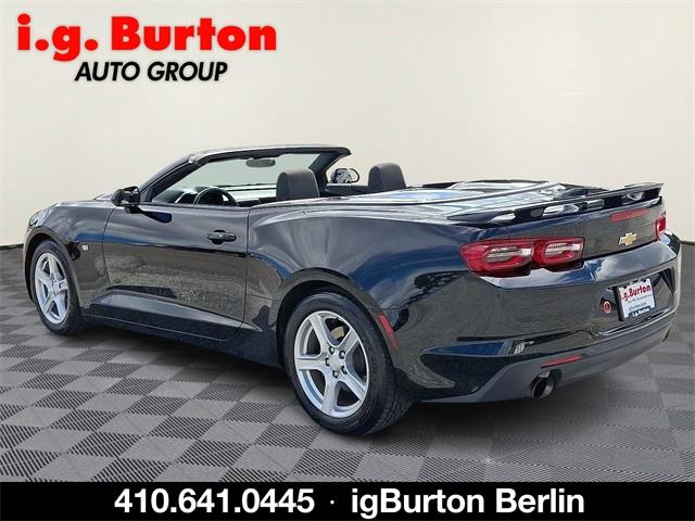 2023 Chevrolet Camaro 1LT photo 4