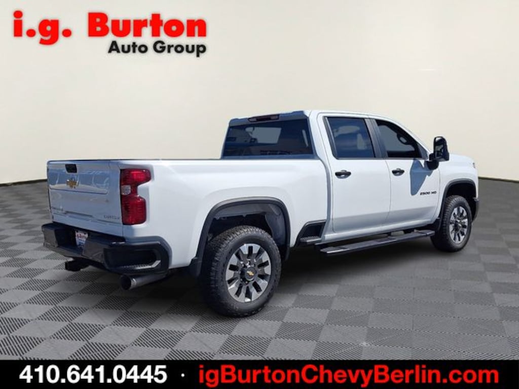 New 2026 Chevrolet Silverado 2500HD Custom Truck Crew Cab