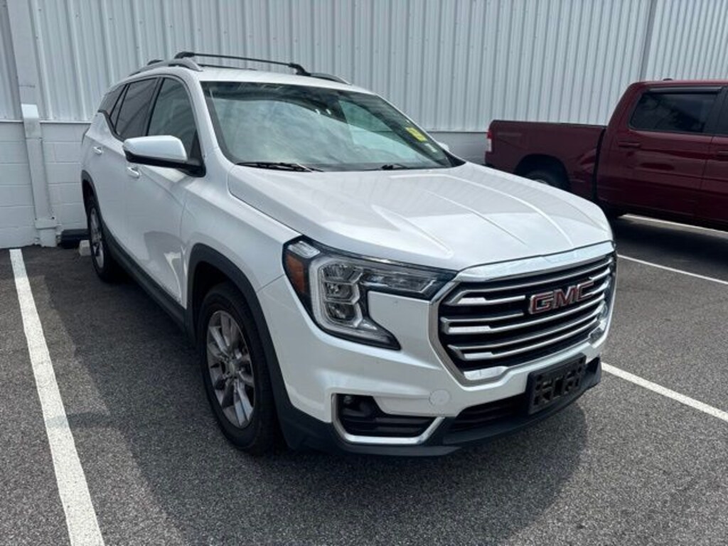 Used 2022 GMC Terrain SLT SUV