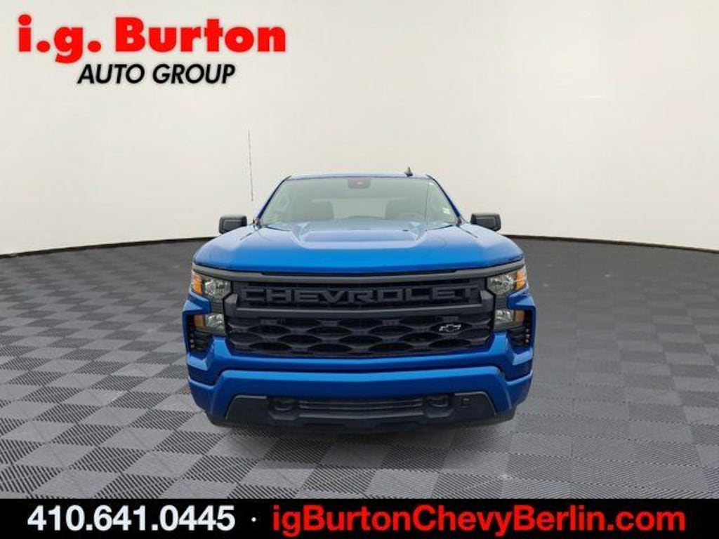 Used 2023 Chevrolet Silverado 1500 Custom