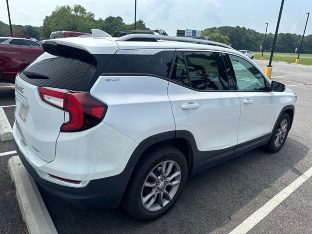 Used 2022 GMC Terrain SLT SUV