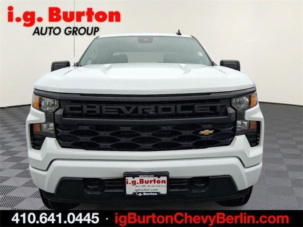 Used 2023 Chevrolet Silverado 1500 Custom