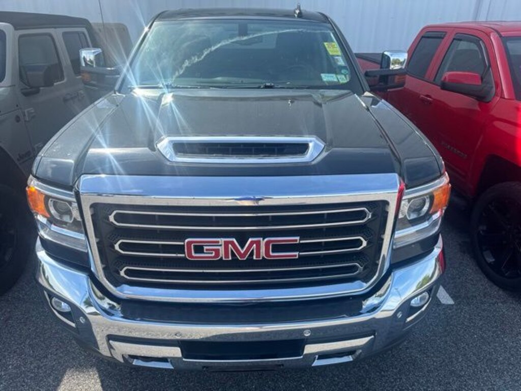 Used 2019 GMC Sierra 2500HD SLT Truck