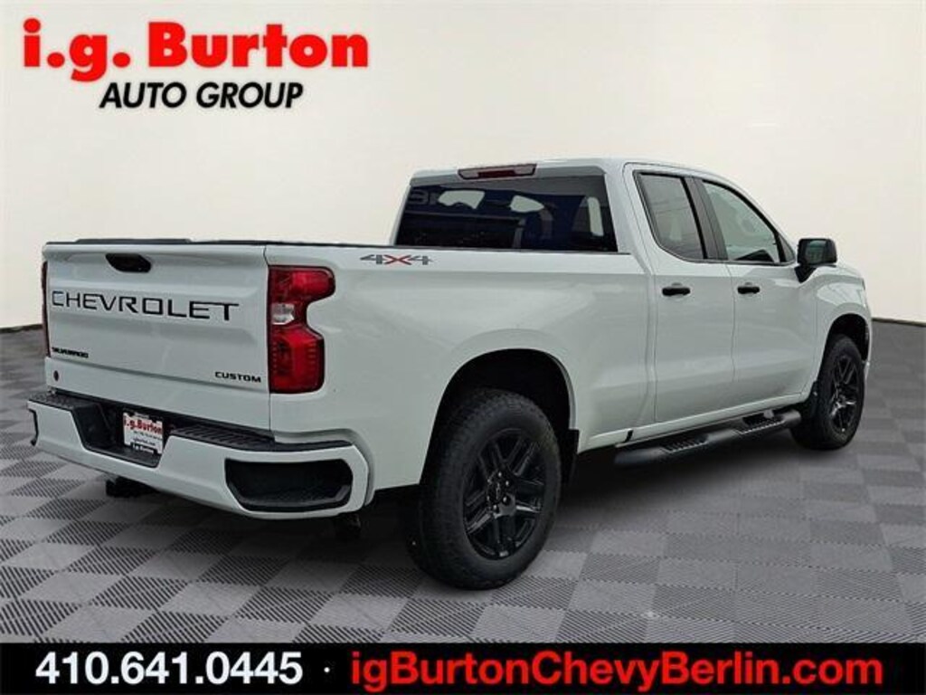 New 2026 Chevrolet Silverado 1500 Custom Truck Double Cab