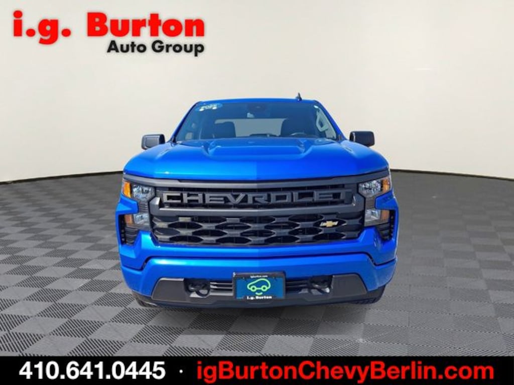 Used 2025 Chevrolet Silverado 1500 Custom Truck