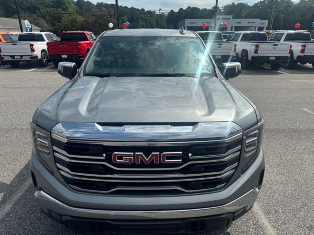 Used 2025 GMC Sierra 1500 SLT Truck