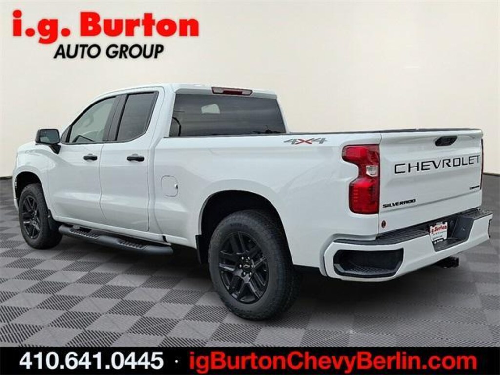 New 2026 Chevrolet Silverado 1500 Custom Truck Double Cab