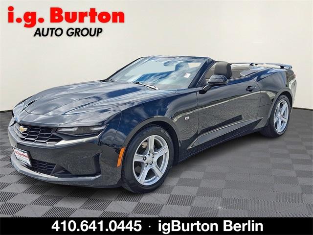 2023 Chevrolet Camaro 1LT photo 3