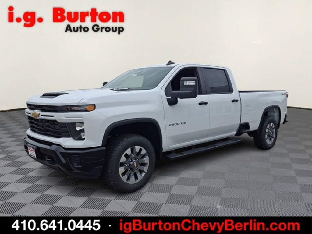 New 2026 Chevrolet Silverado 2500HD Custom Truck Crew Cab