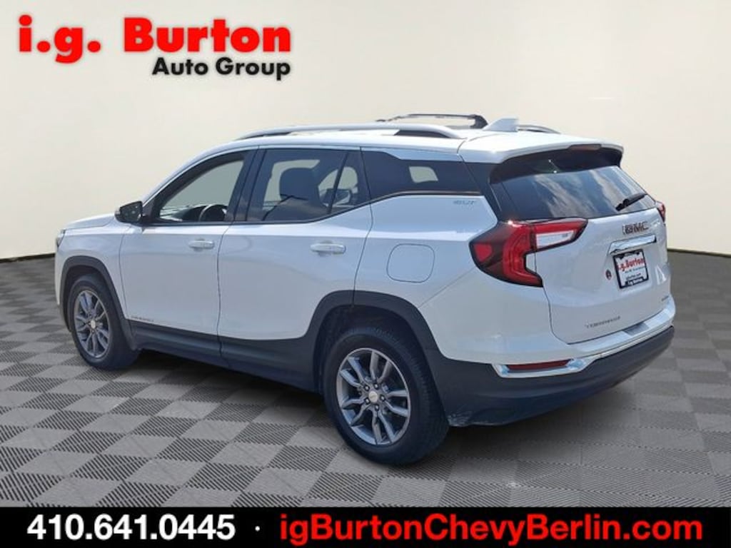 Used 2022 GMC Terrain SLT SUV