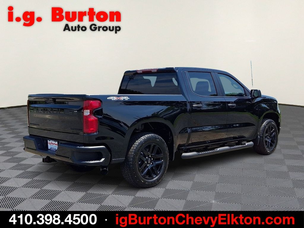 New 2026 Chevrolet Silverado 1500 Custom Truck