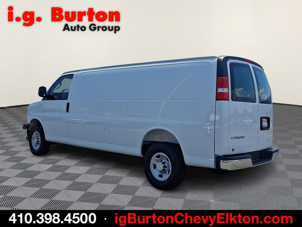 New 2026 Chevrolet Express 2500 Work Van Cargo Van