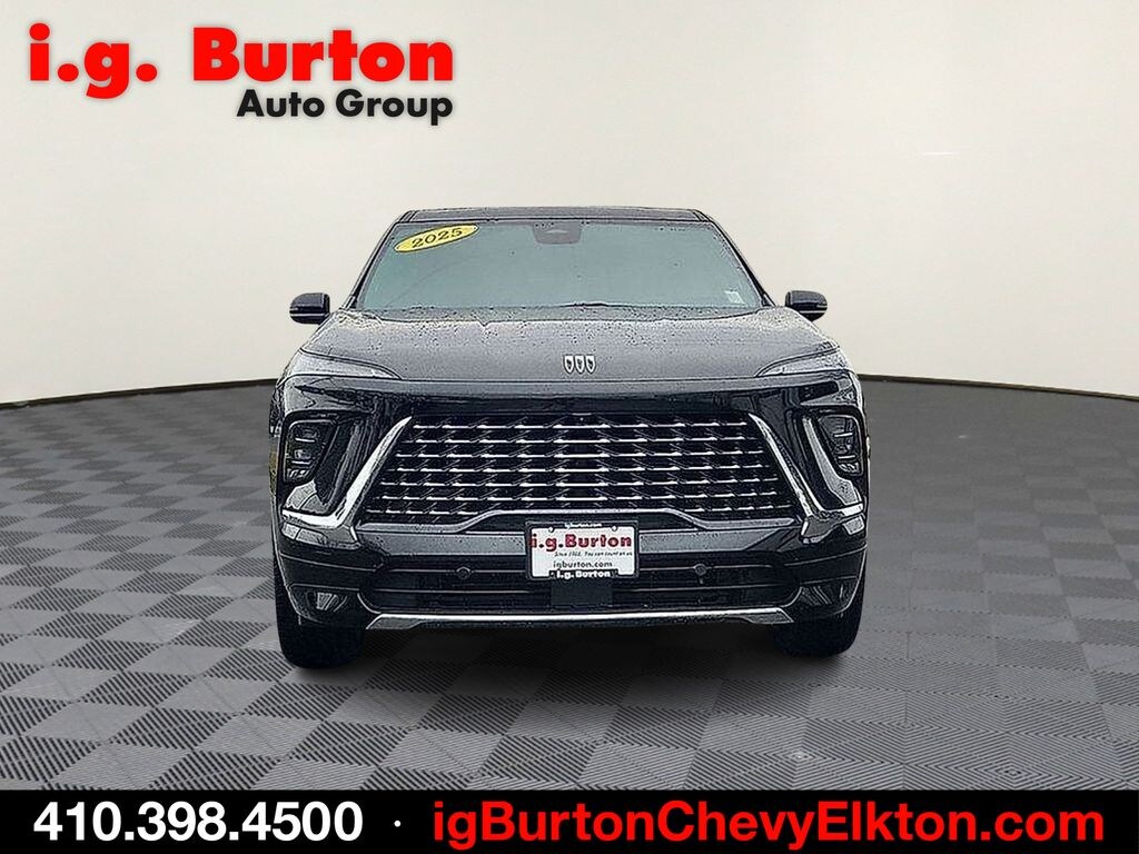Used 2025 Buick Enclave Avenir SUV