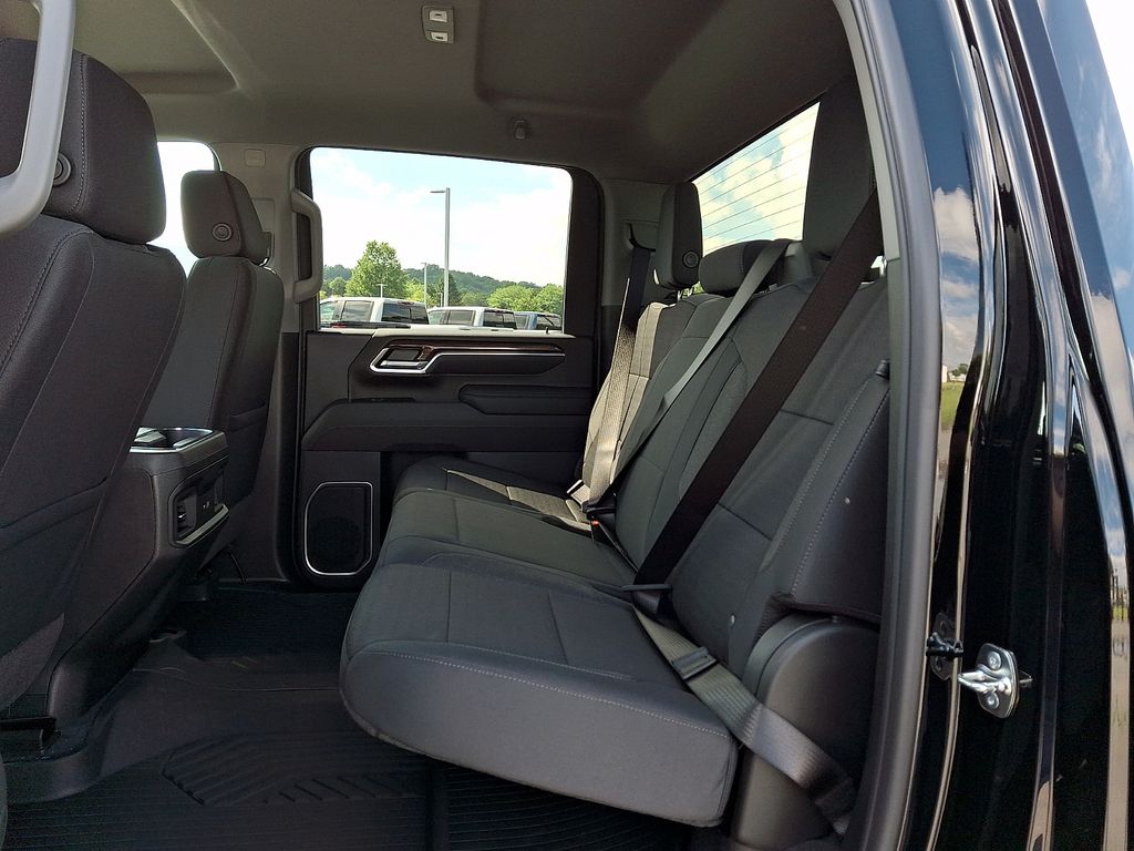 2026 Chevrolet Silverado 2500 HD LT - Photo 6