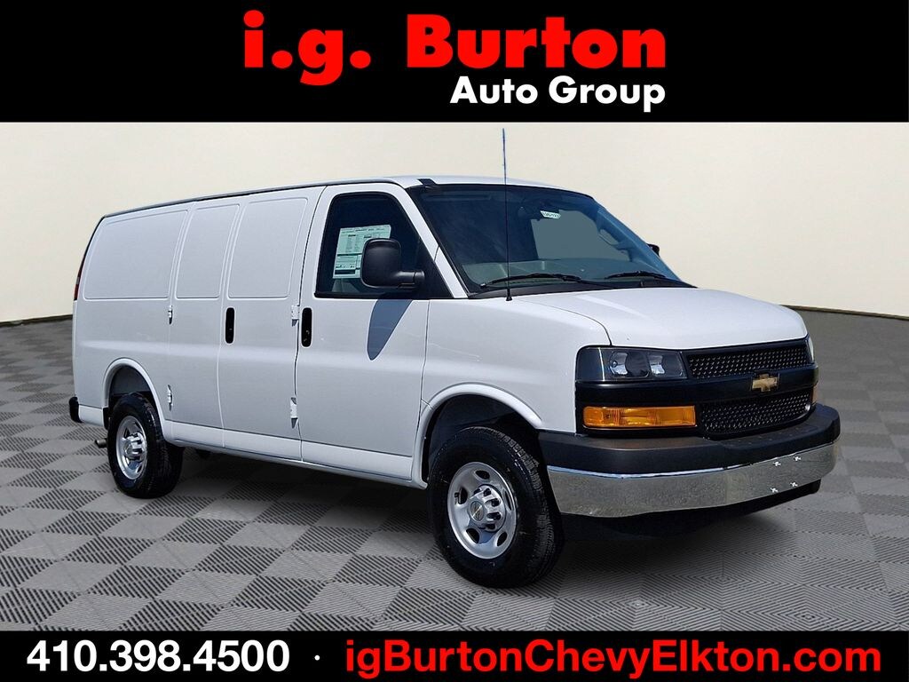 New 2026 Chevrolet Express 2500 Work Van Cargo Van