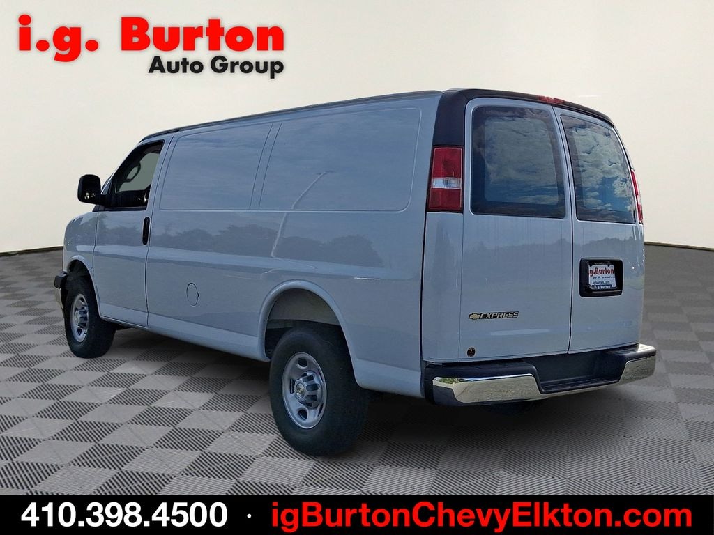 New 2026 Chevrolet Express 2500 Work Van Cargo Van