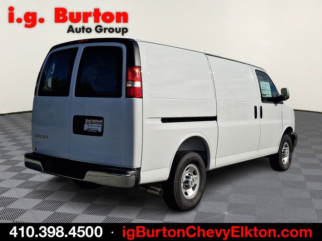 New 2026 Chevrolet Express 2500 Work Van Cargo Van