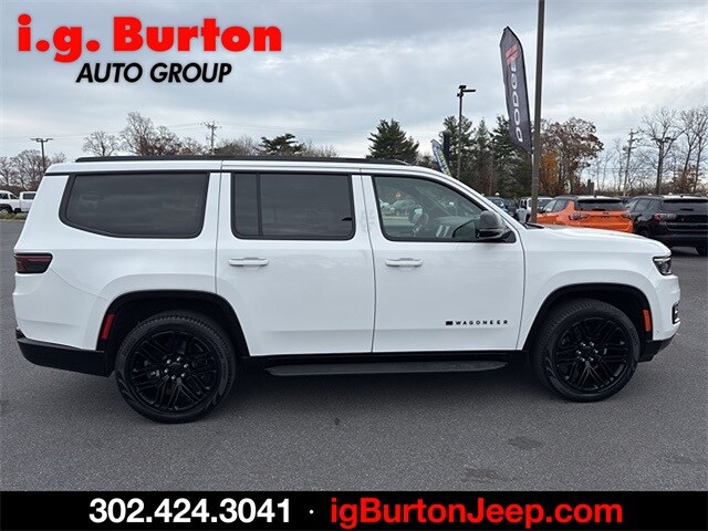 2024 Jeep Wagoneer Series II photo 2