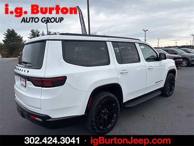 2024 Jeep Wagoneer Series II photo 3