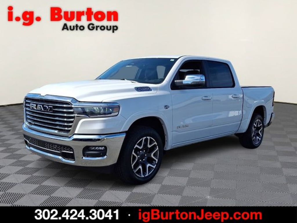 New 2026 Ram 1500 LARAMIE CREW CAB 4X4 5'7 BOX Pickup