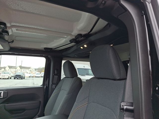 2026 Jeep Wrangler 2-Door Willys - Photo 9