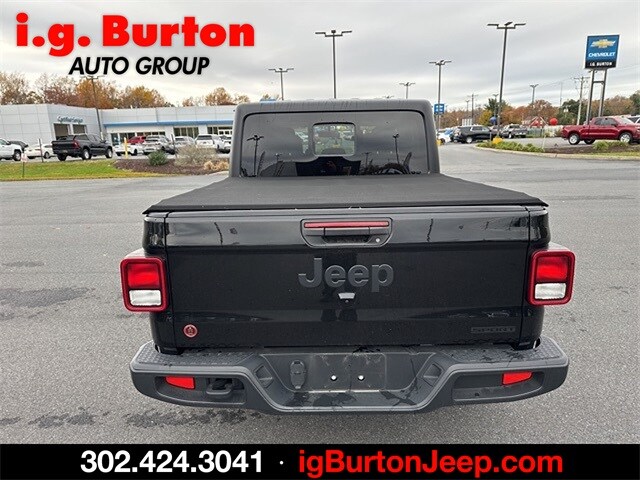 2021 Jeep Gladiator Sport S photo 4