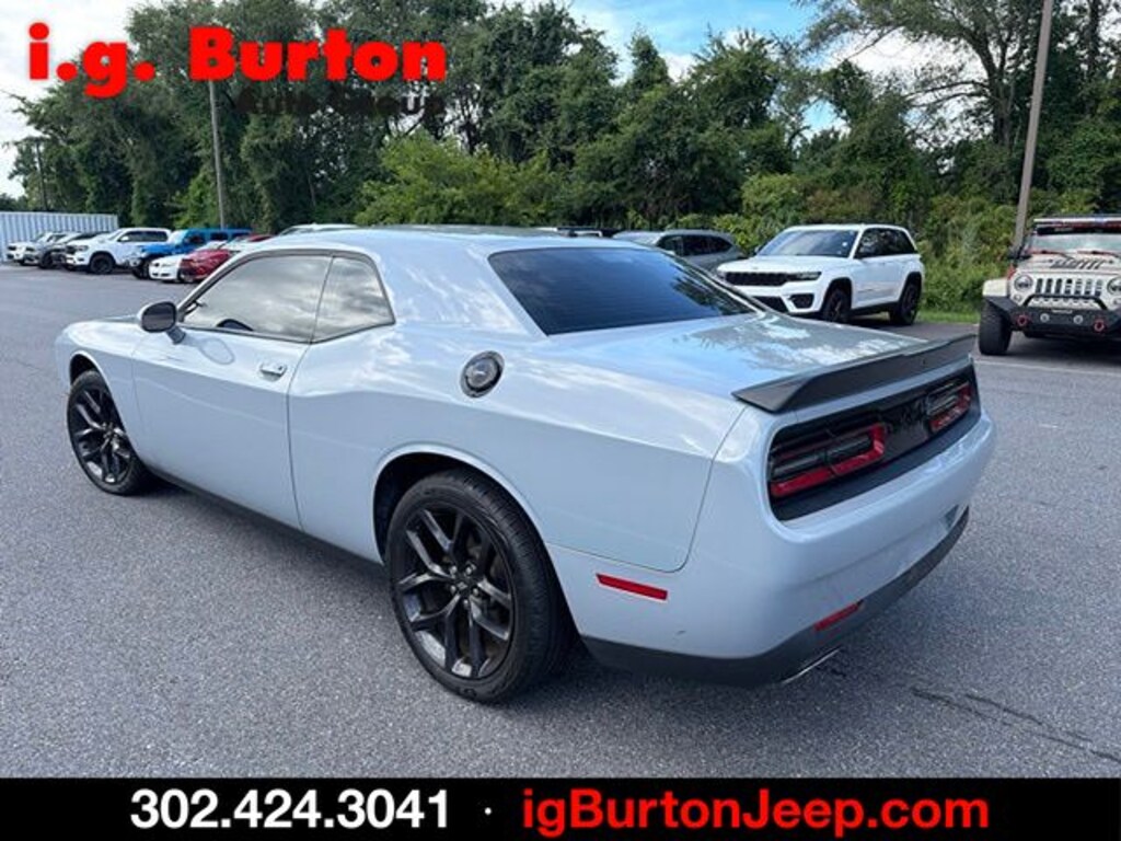 Used 2021 Dodge Challenger SXT Coupe