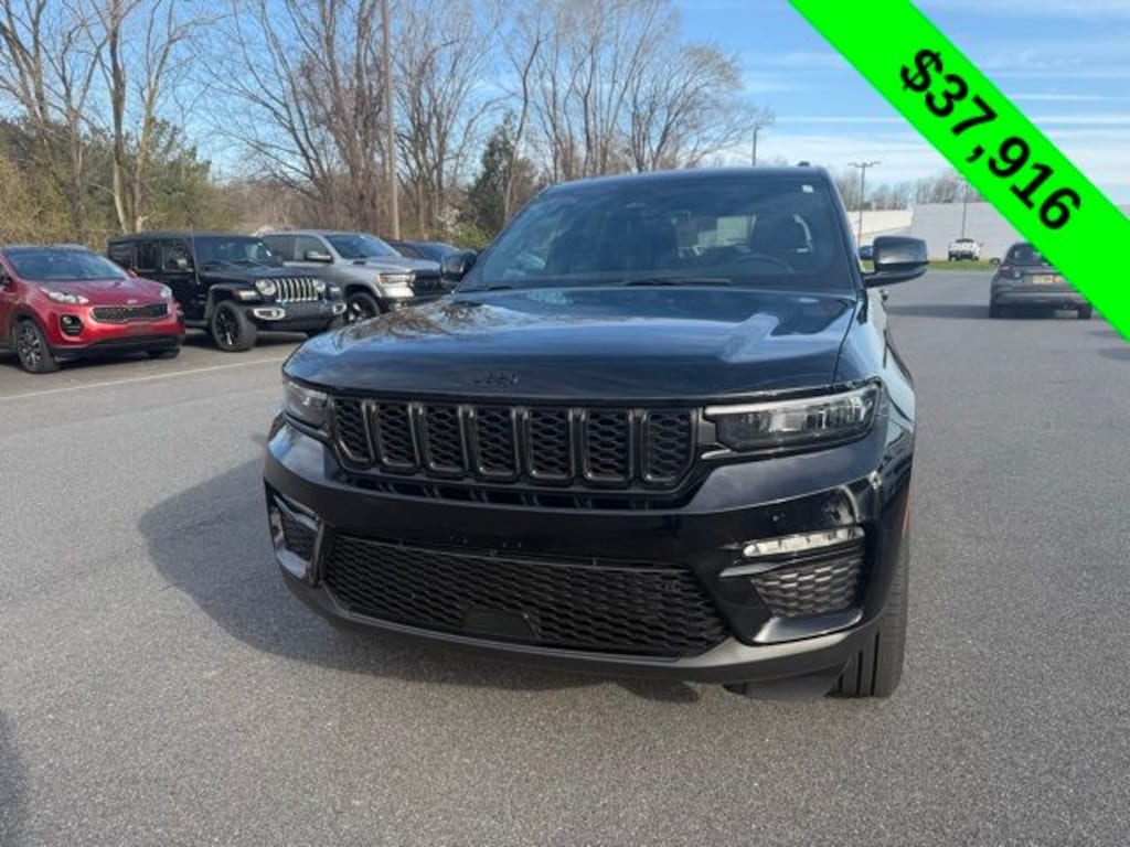Used 2025 Jeep Grand Cherokee Limited SUV