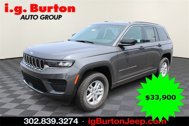 2025 Jeep Grand Cherokee Laredo photo 2