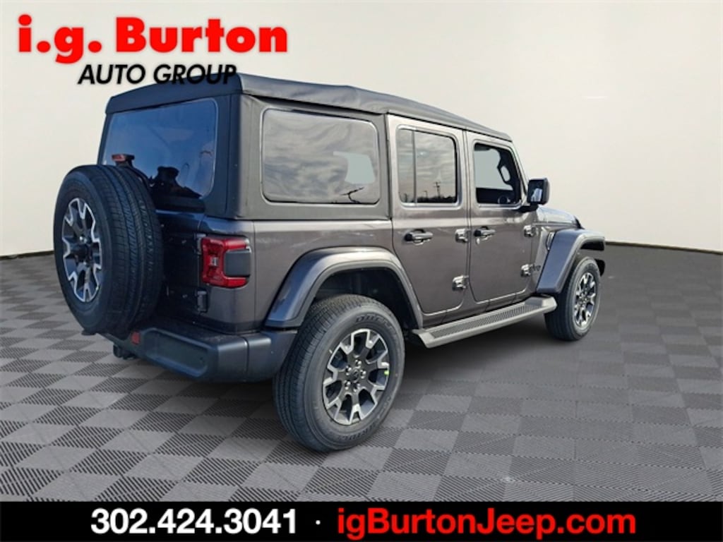 New 2026 Jeep Wrangler 4-DOOR SAHARA Sport Utility