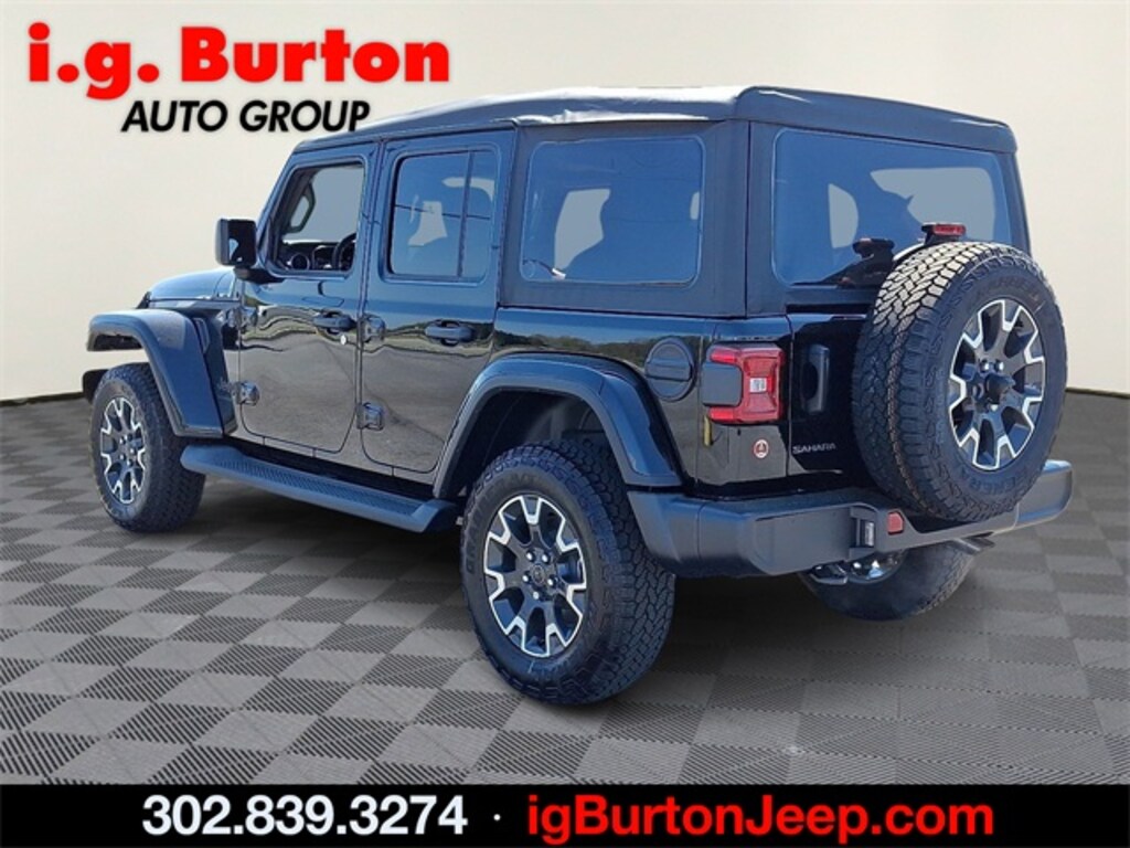 New 2025 Jeep Wrangler 4-DOOR SAHARA Sport Utility