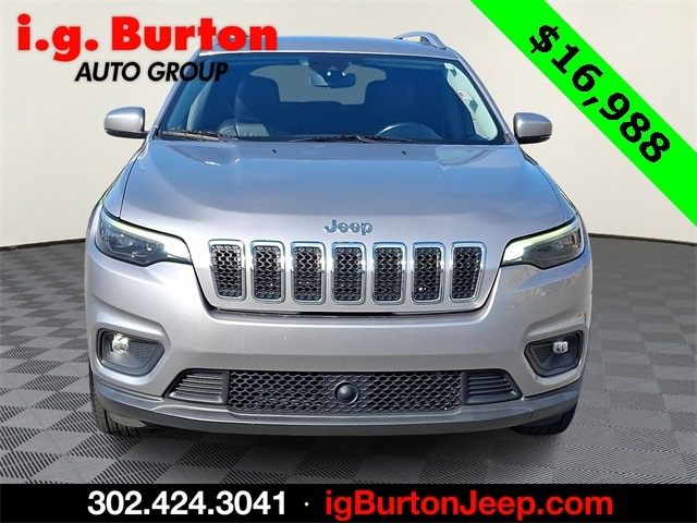 Used 2021 Jeep Cherokee Latitude Lux with VIN 1C4PJMMX3MD142335 for sale in Milford, DE