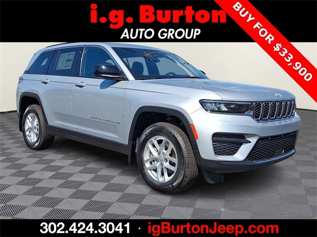 2025 Jeep Grand Cherokee Laredo's photo