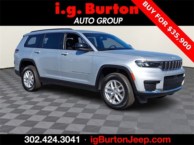 2025 Jeep Grand Cherokee L Laredo's photo