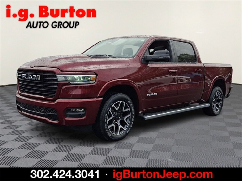 New 2026 Ram 1500 LARAMIE CREW CAB 4X4 5'7 BOX Pickup