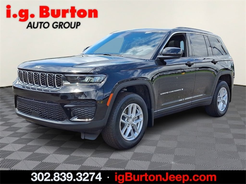 New 2025 Jeep Grand Cherokee LAREDO X 4X4 Sport Utility