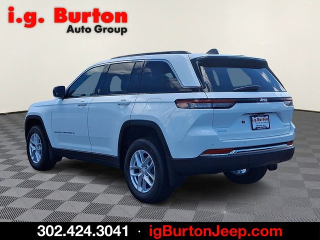 New 2026 Jeep Grand Cherokee LAREDO X 4X4 Sport Utility