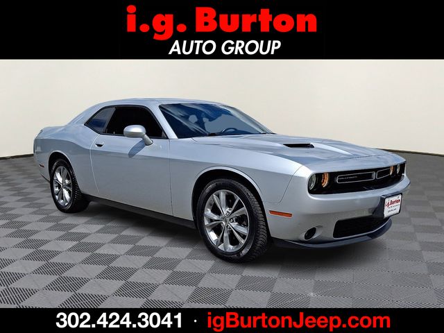 2020 Dodge Challenger SXT Auto AWD's photo