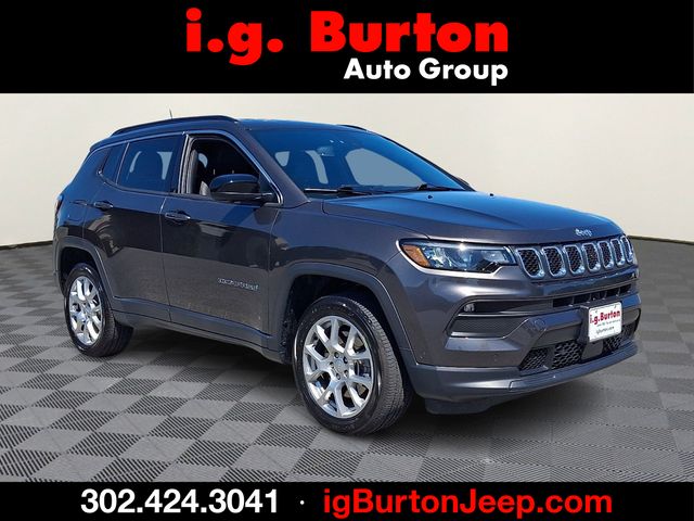 2023 Jeep Compass Latitude Lux 4X4's photo