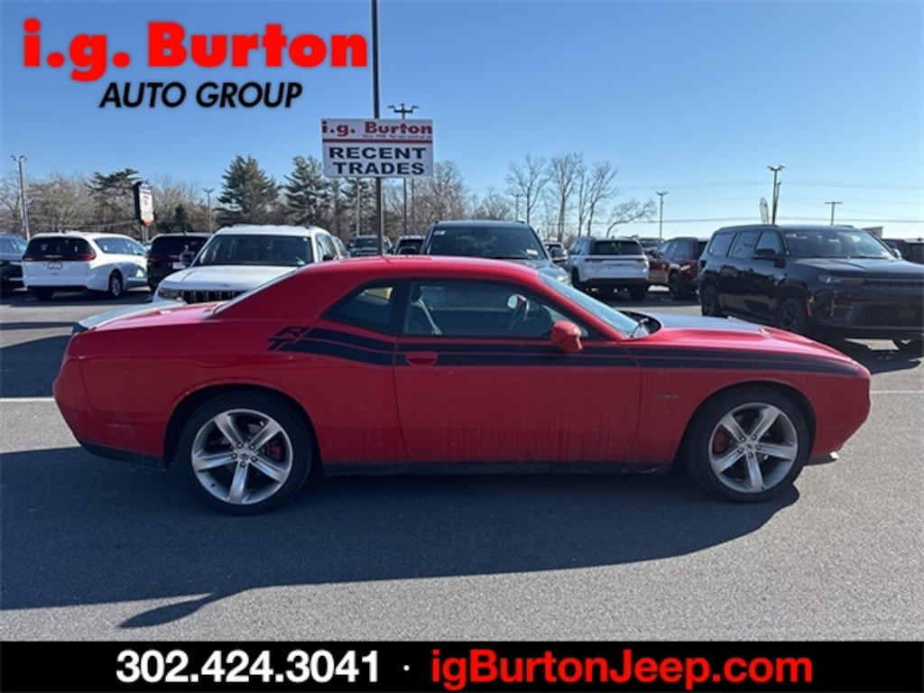 Used 2017 Dodge Challenger R/T Coupe
