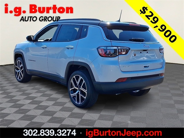 2025 Jeep Compass Limited photo 3