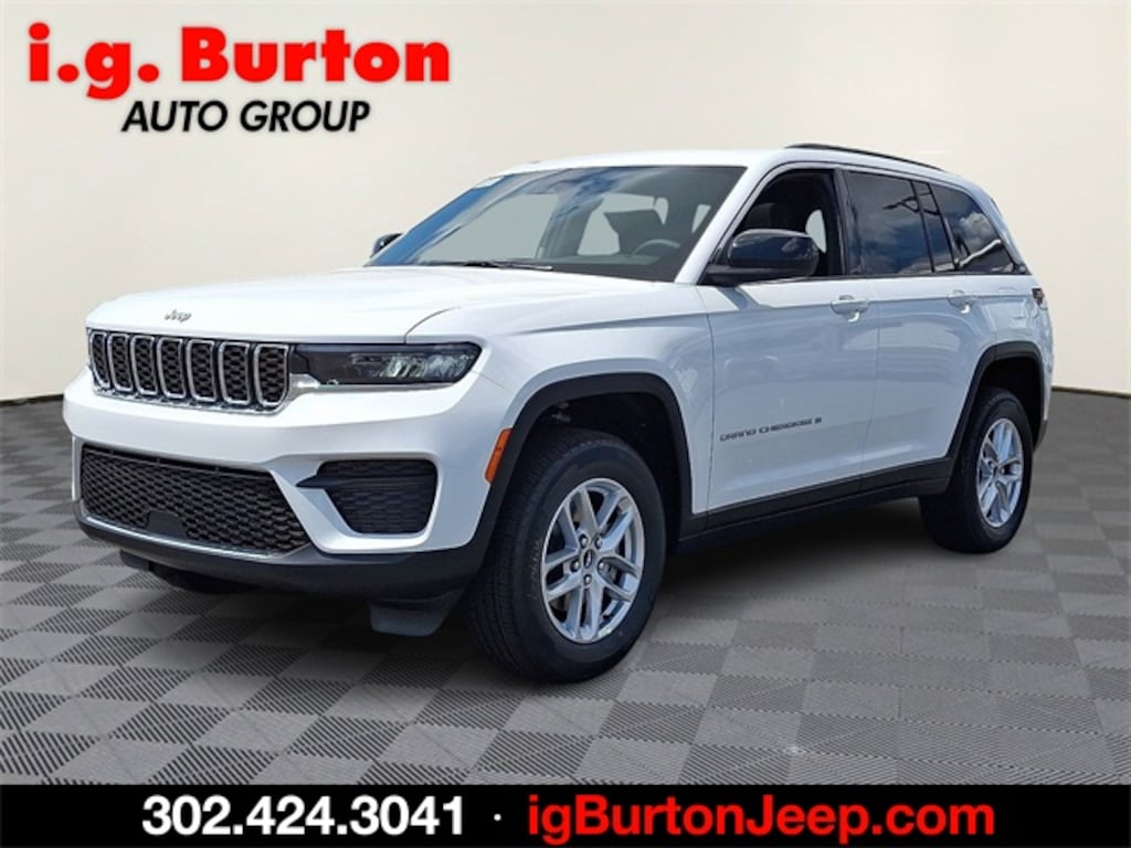 New 2025 Jeep Grand Cherokee LAREDO X 4X4 Sport Utility