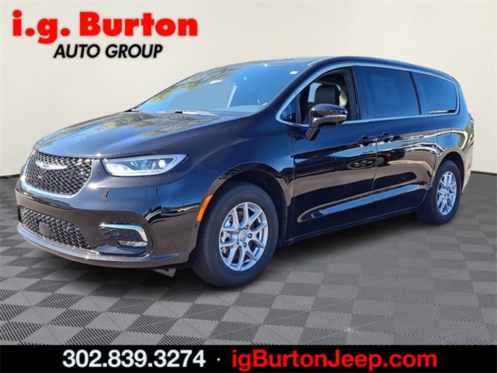 New 2026 Chrysler Pacifica SELECT Passenger Van