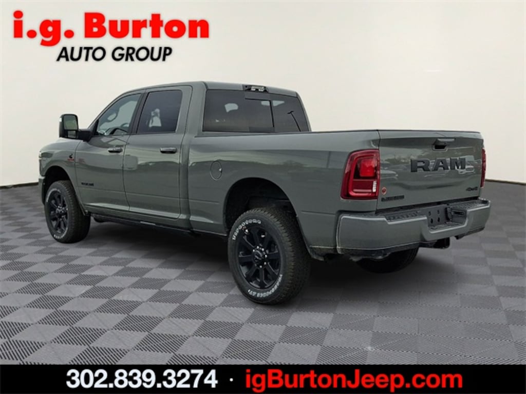 New 2026 Ram 2500 LARAMIE CREW CAB 4X4 6'4 BOX Pickup