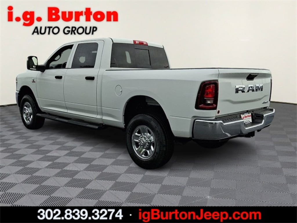 New 2026 Ram 2500 TRADESMAN CREW CAB 4X4 6'4 BOX Pickup