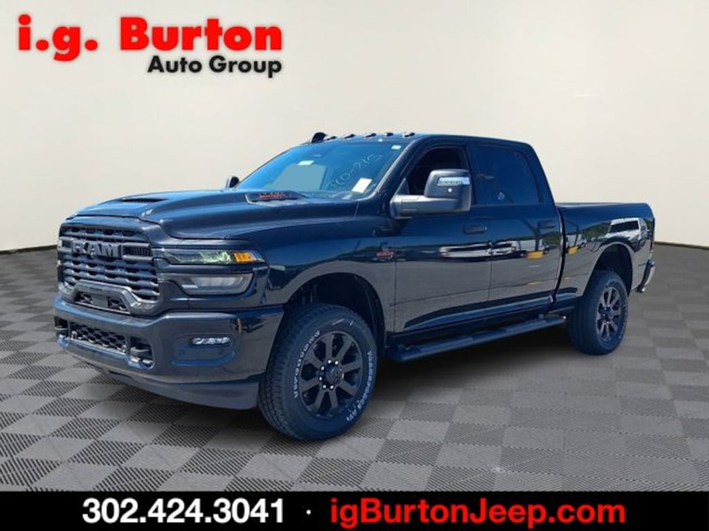 New 2026 Ram 2500 BLACK EXPRESS CREW CAB 4X4 6'4 BOX Pickup